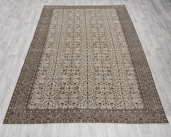 Oushak Rug 6' 6" x 9' 6" | No. VR59339