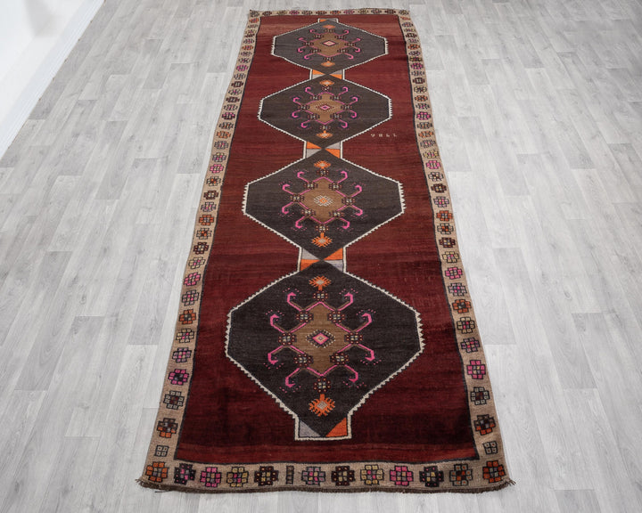 Runner Rug 3' 11" x 11' 2" | No. VR25403
