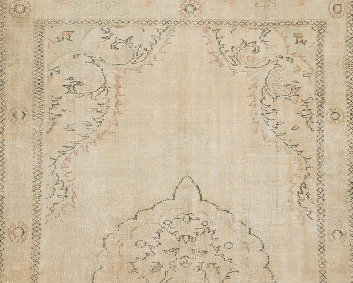 Beige Oushak Rug 6' 9" x 11' 6" | No. VR76490