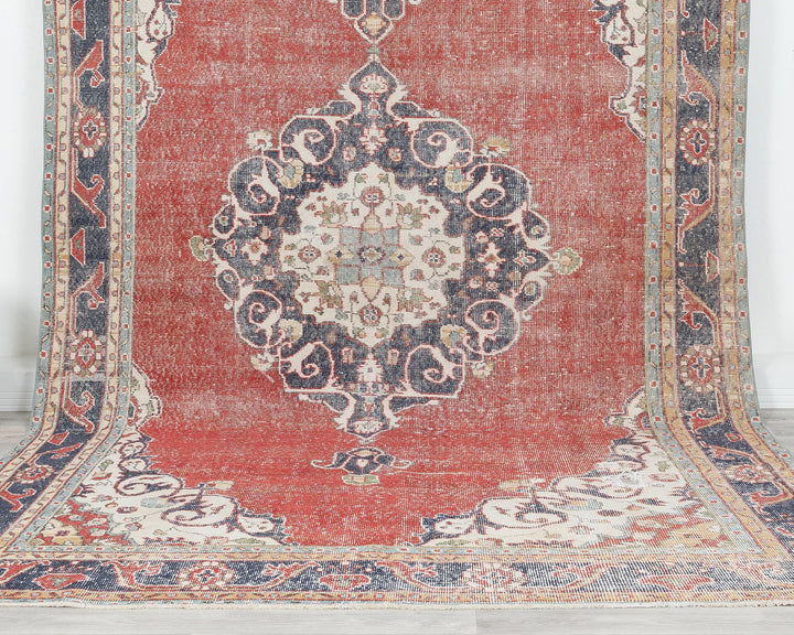 Red Oushak Rug 10' 8" x 6' 9" | No. VR82082