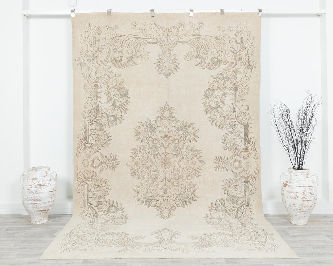 Ivory Oushak Rug 6' 2" x 10' 4" | No. VR20204