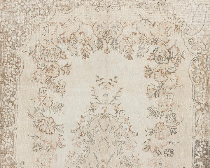 Beige Oushak Rug 5' 9" x 10' 4" | No. VR55317