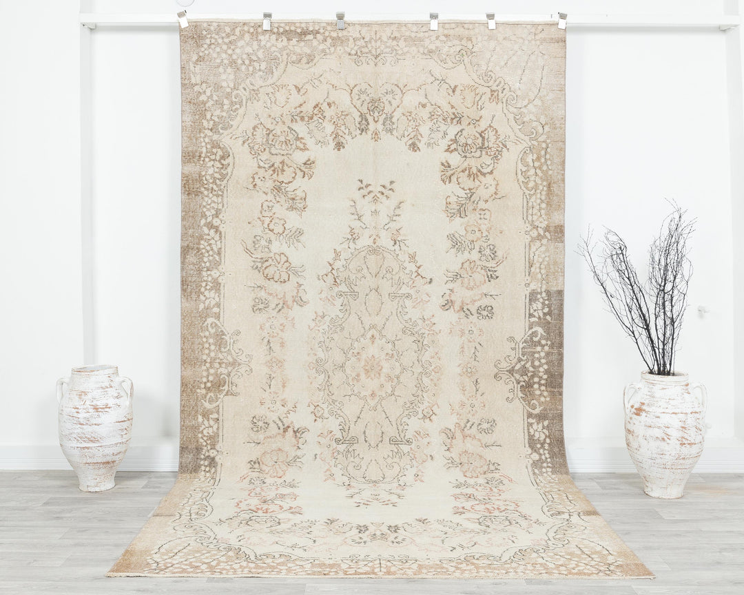 Beige Oushak Rug 5' 9" x 10' 4" | No. VR55317