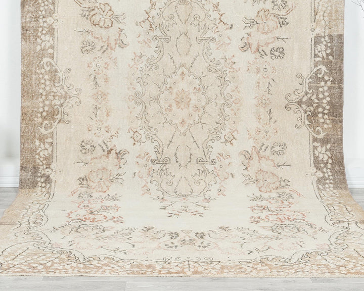 Beige Oushak Rug 5' 9" x 10' 4" | No. VR55317