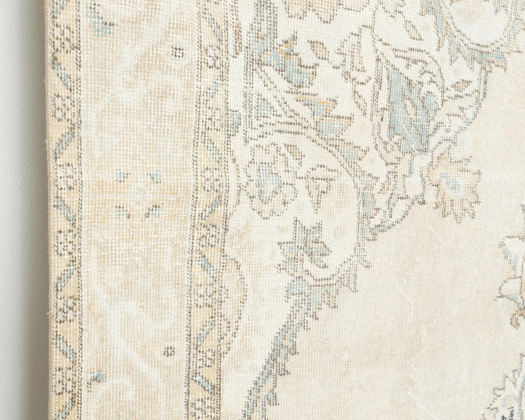 Beige Oushak Rug 6' 1" x 9' 10" | No. VR79741
