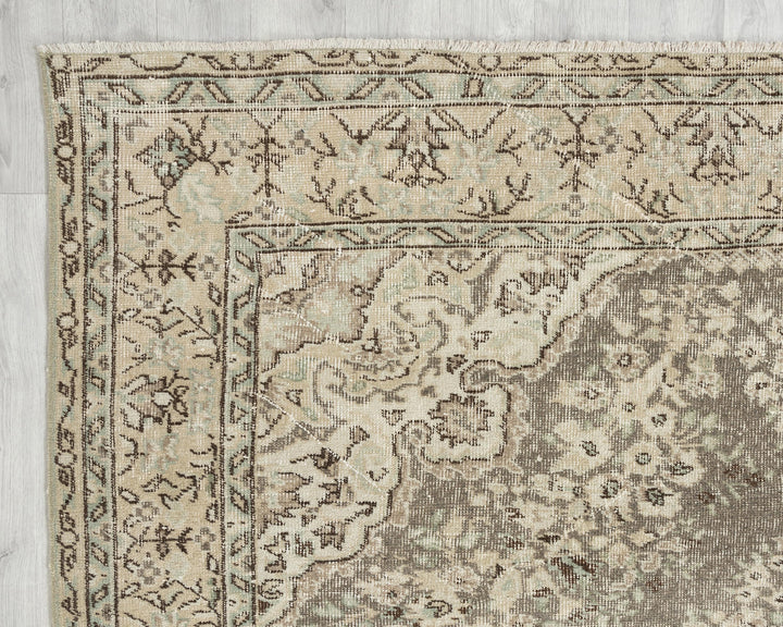 Blue Oushak Rug 6' 11" x 9' 11" | No. VR79994