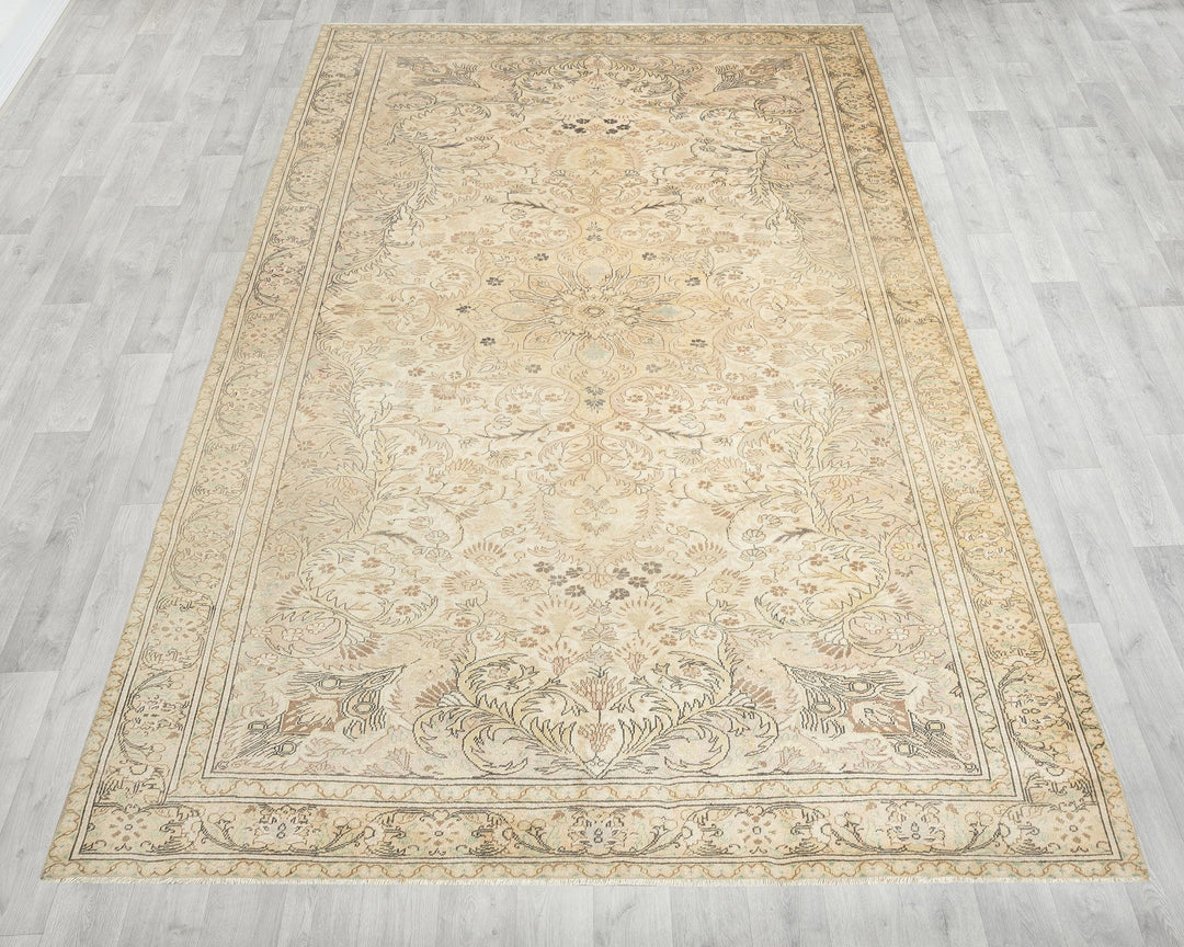 Oushak Rug 6' 5" x 9' 10" | No. VR63891