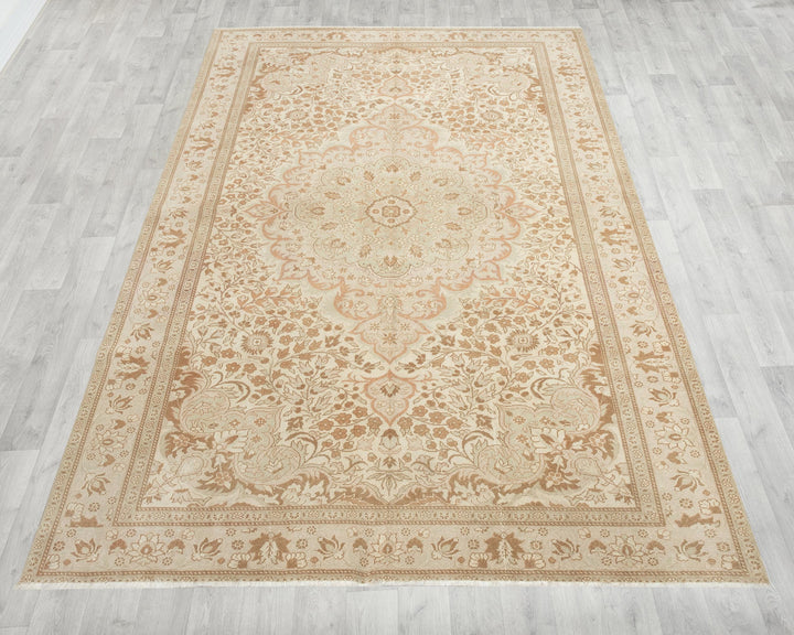 Oushak Rug 6' 2" x 9' 6" | No. VR10464
