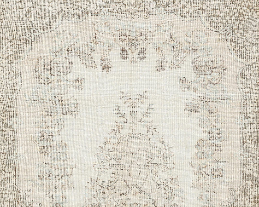 Neutral Oushak Rug 10' 2" x 6' 3" | No. VR43587
