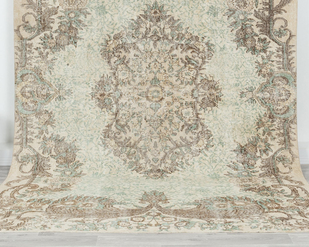 Faded Oushak Rug 10' 2" x 6' 9" | No. VR32056