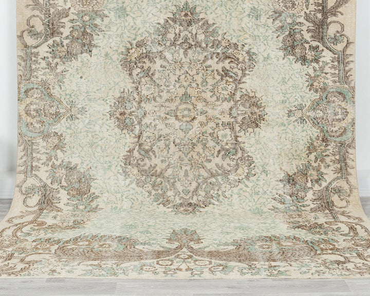 Faded Oushak Rug 10' 2" x 6' 9" | No. VR32056