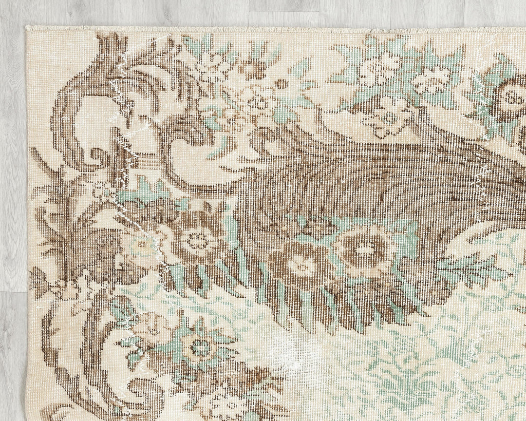 Faded Oushak Rug 10' 2" x 6' 9" | No. VR32056