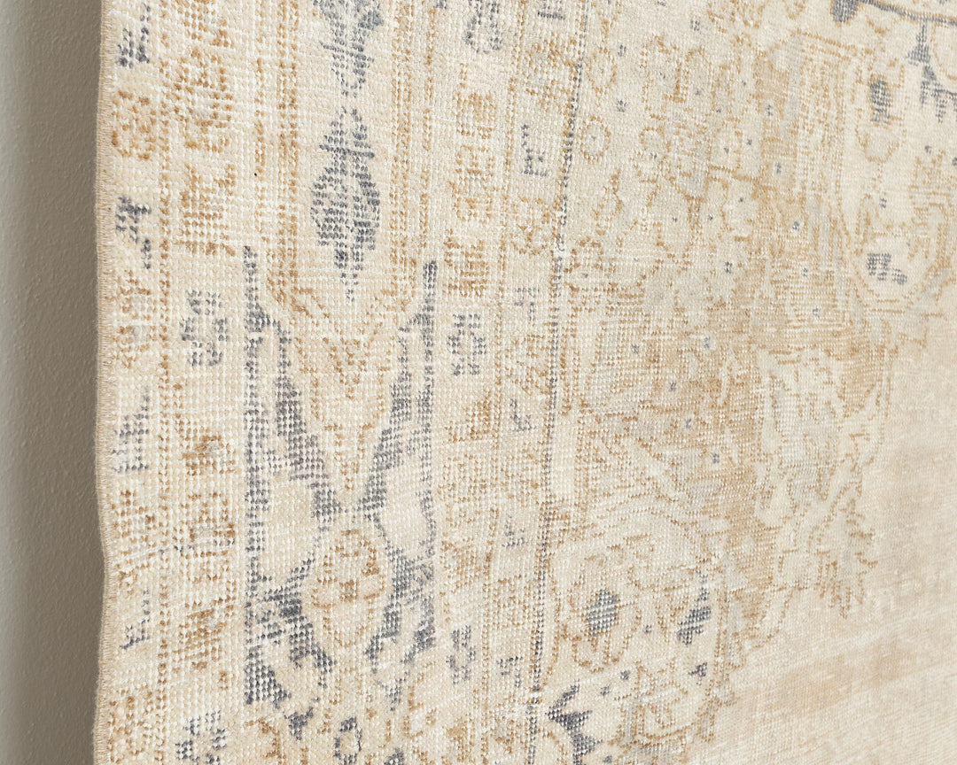 Beige Oushak Rug 10' 8" x 6' 9" | No. VR19734