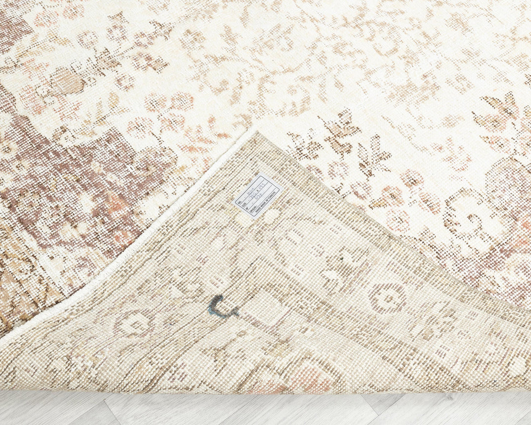 Beige Oushak Rug 10' 8" x 6' 5" | No. VR67063