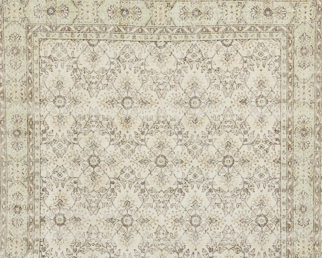 Beige Oushak Rug 10' 2" x 7' 1" | No. VR20238