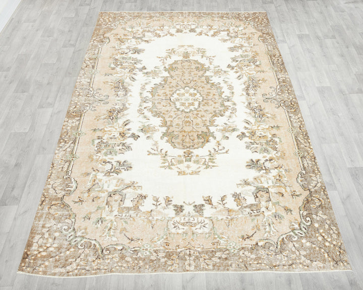 Oushak Rug 8' 2" x 6' 3" | No. VR95110