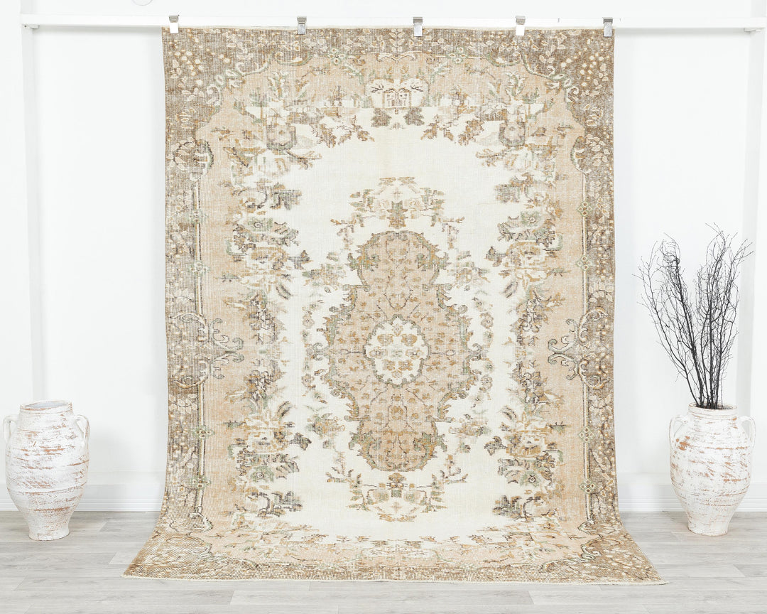 Oushak Rug 8' 2" x 6' 3" | No. VR95110