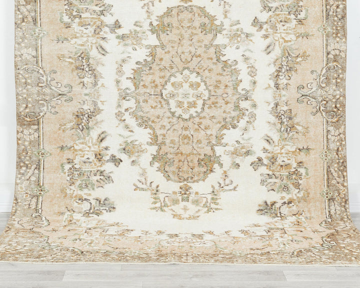 Oushak Rug 8' 2" x 6' 3" | No. VR95110