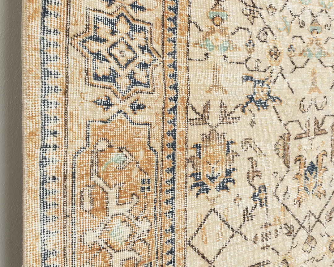 Oushak Rug 6' 8" x 9' 8" | No. VR30697