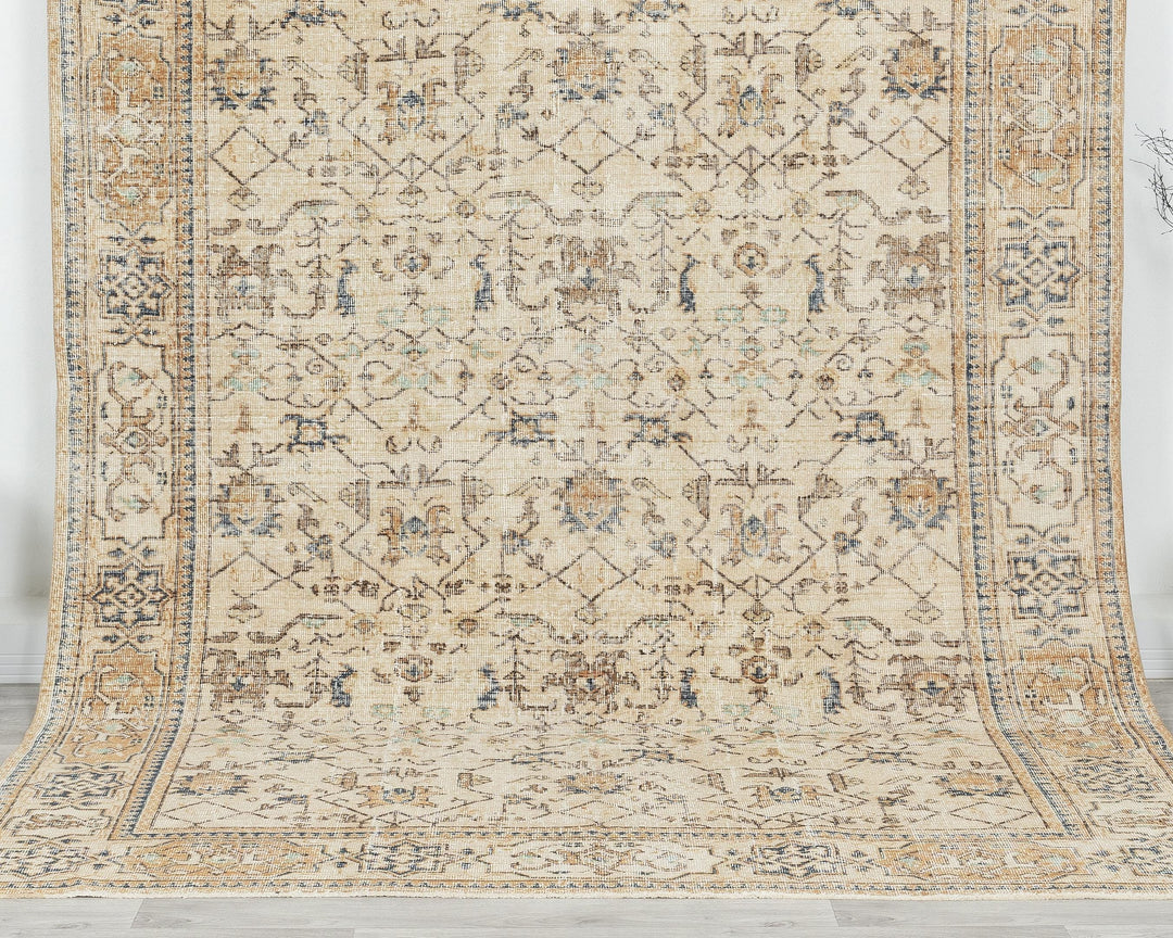 Oushak Rug 6' 8" x 9' 8" | No. VR30697