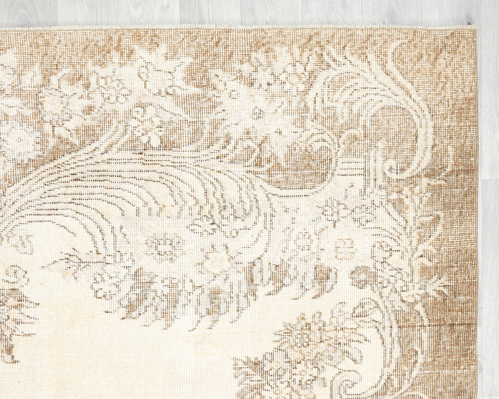 Beige Oushak Rug 6' 10" x 10' 8" | No. VR56937