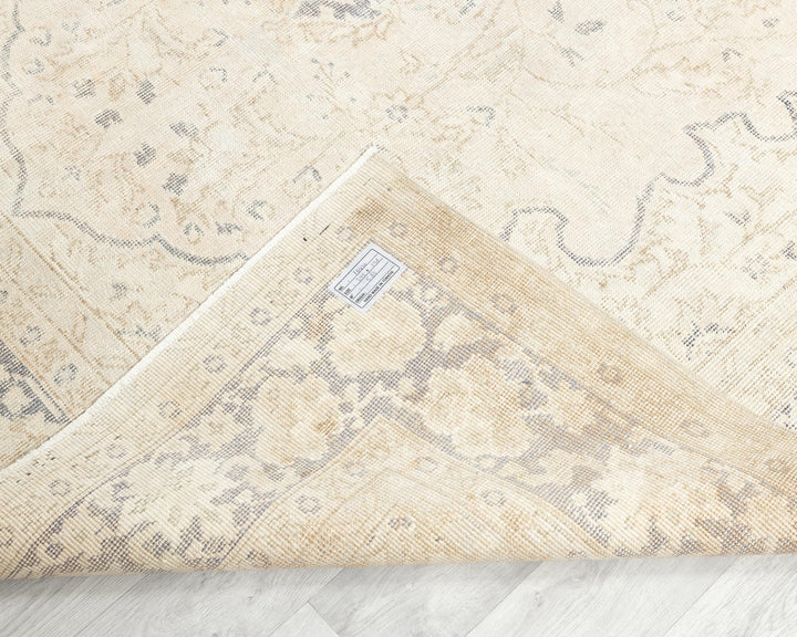 Beige Oushak Rug 6' 6" x 9' 8" | No. VR10485