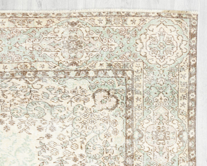 Beige Oushak Rug 7' x 9' 11" | No. VR27327