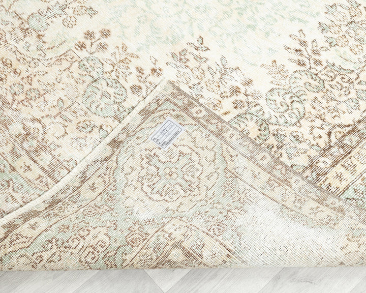Beige Oushak Rug 7' x 9' 11" | No. VR27327