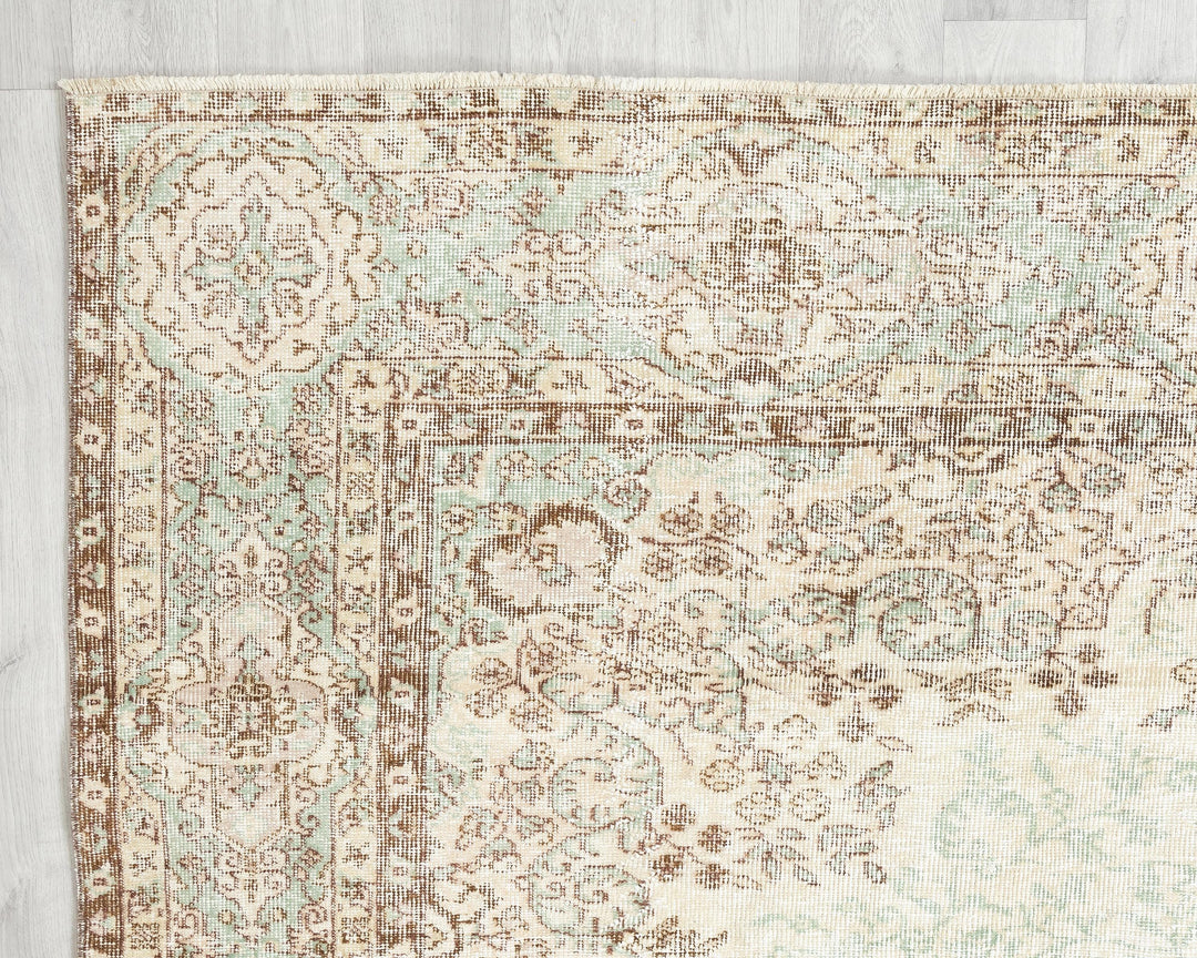 Beige Oushak Rug 7' x 9' 11" | No. VR27327