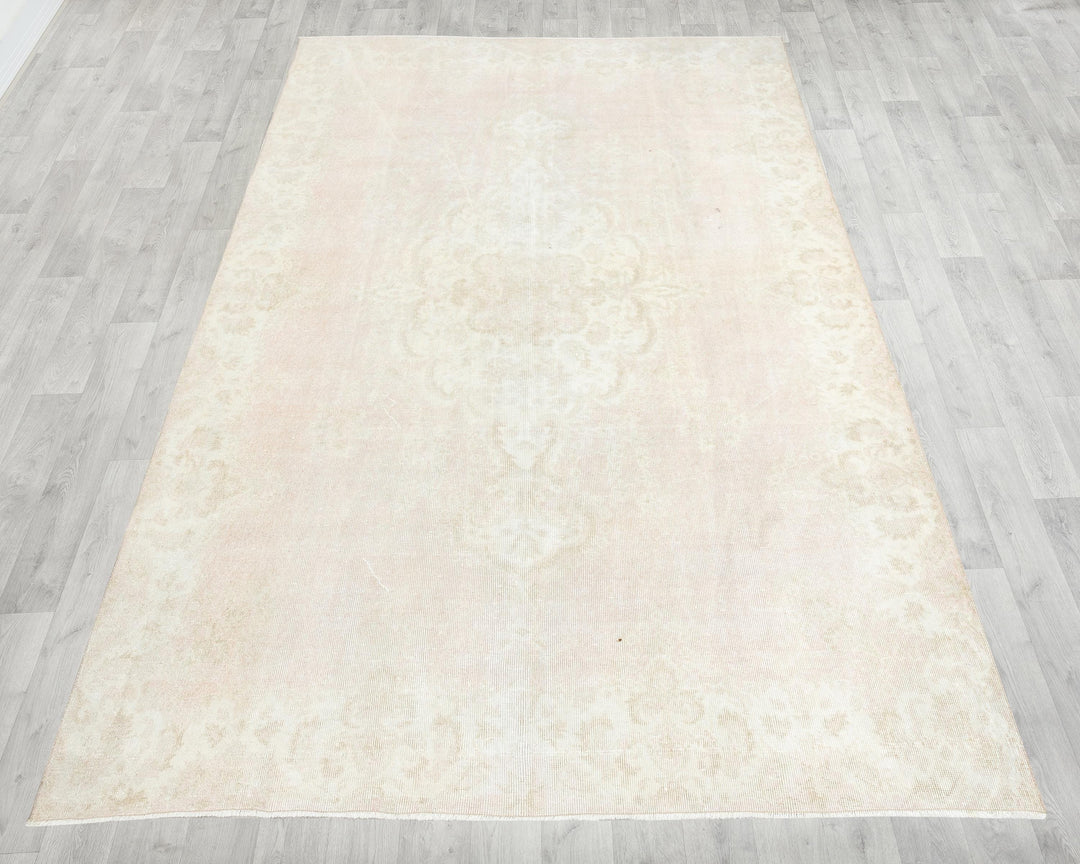 Beige Oushak Rug 6' 11" x 10' 6" | No. VR47131