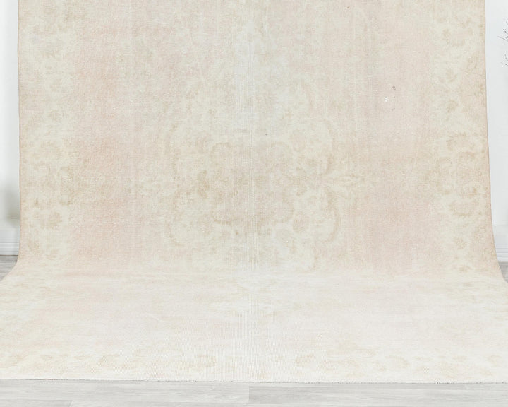 Beige Oushak Rug 6' 11" x 10' 6" | No. VR47131