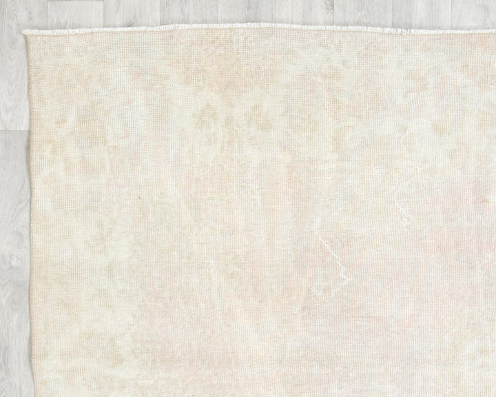 Beige Oushak Rug 6' 11" x 10' 6" | No. VR47131