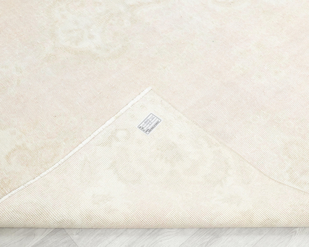 Beige Oushak Rug 6' 11" x 10' 6" | No. VR47131