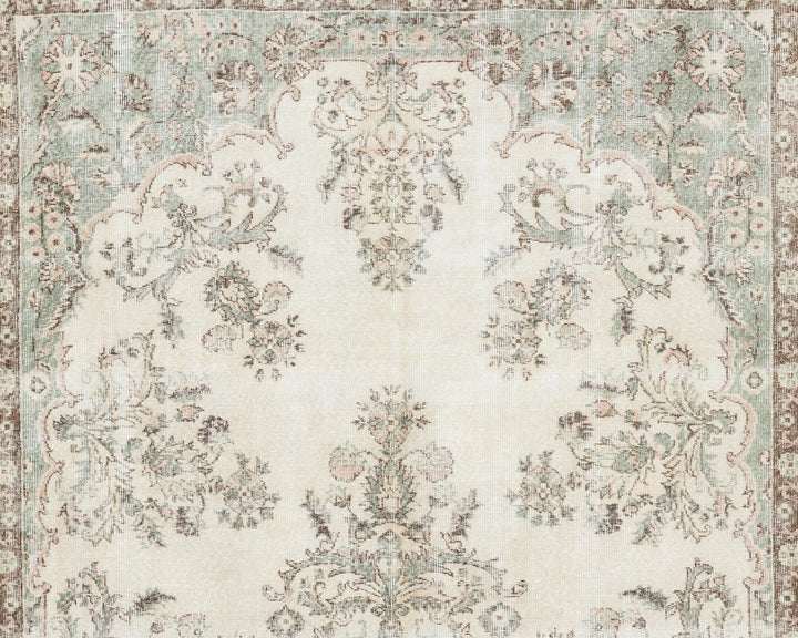 Neutral Oushak Rug 6' 5" x 10' 8" | No. VR58104