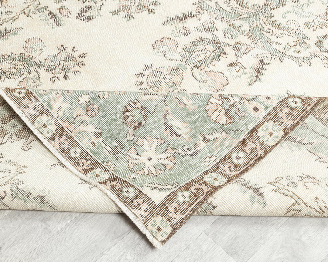 Neutral Oushak Rug 6' 5" x 10' 8" | No. VR58104