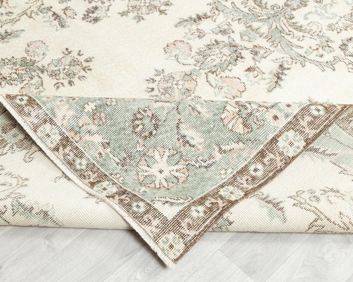 Neutral Oushak Rug 6' 5" x 10' 8" | No. VR58104