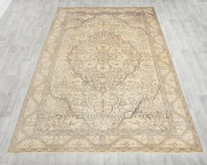 Oushak Rug 6' 5" x 9' 6" | No. VR95763