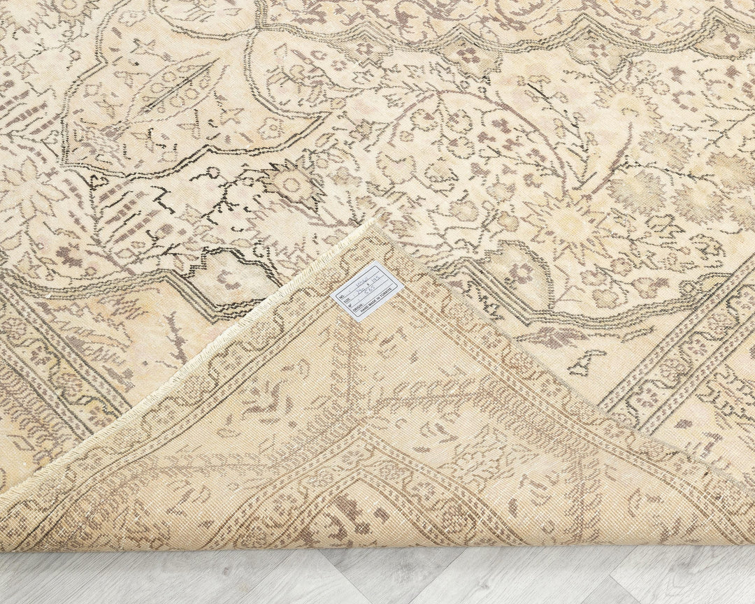 Oushak Rug 6' 5" x 9' 6" | No. VR95763