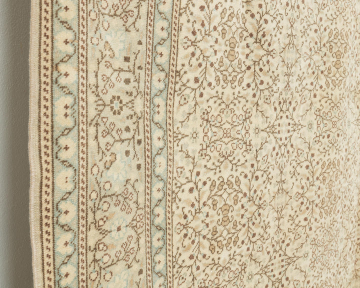 Beige Oushak Rug 6' 5" x 9' 10" | No. VR25239