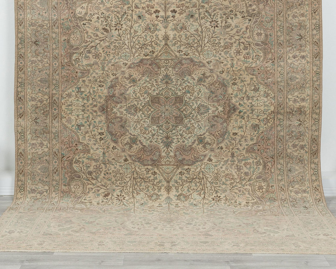 Oushak Rug 6' 6" x 9' 6" | No. VR86779