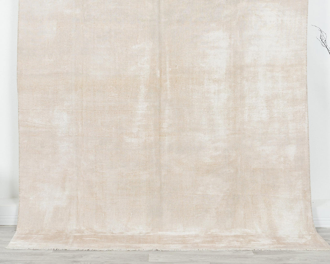 Beige Oushak Rug 5' 5" x 7' 8" | No. VR76050