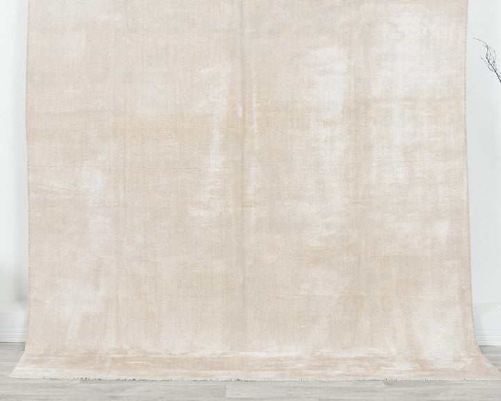 Beige Oushak Rug 5' 5" x 7' 8" | No. VR76050