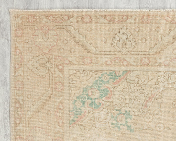 Oushak Rug 6' 5" x 9' 7" | No. VR66306