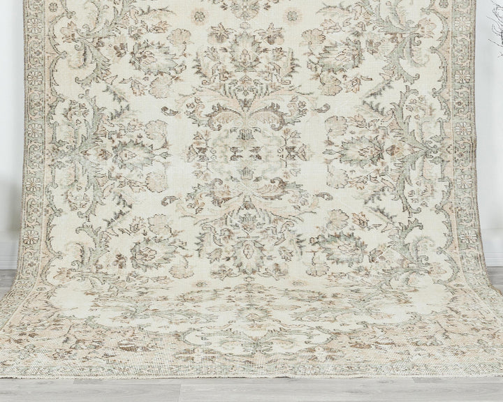 Beige Oushak Rug 6' 4" x 10' 1" | No. VR22339