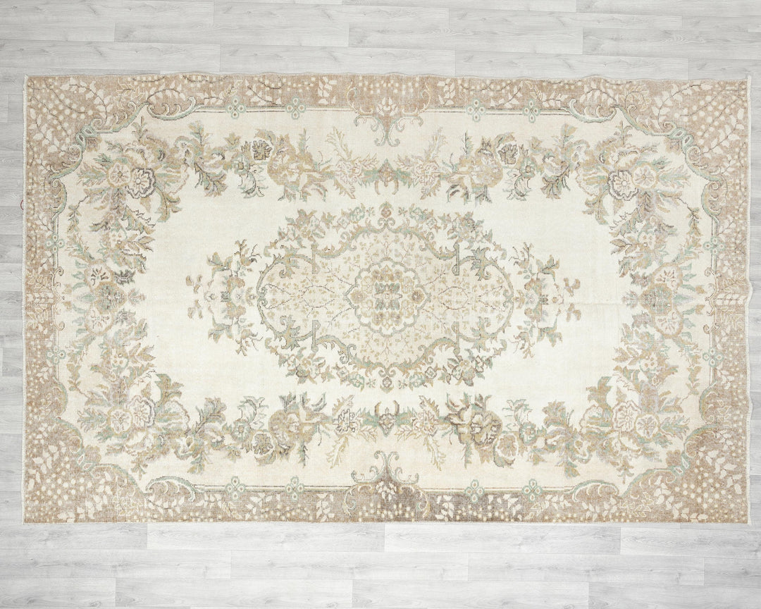 Oushak Rug 6' 7" x 10' 1" | No. VR77796