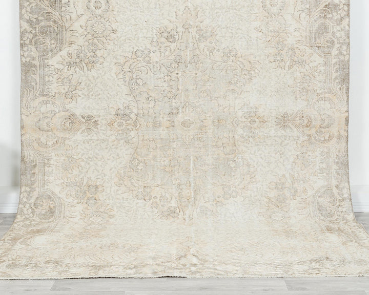 Faded Oushak Rug 6' 5" x 9' 10" | No. VR34964