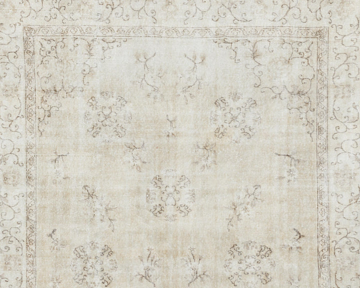 Beige Oushak Rug 6' 11" x 10' 4" | No. VR83299