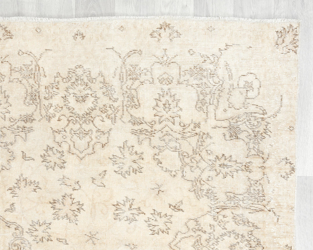 Faded Oushak Rug 6' 2" x 10' 5" | No. VR60458