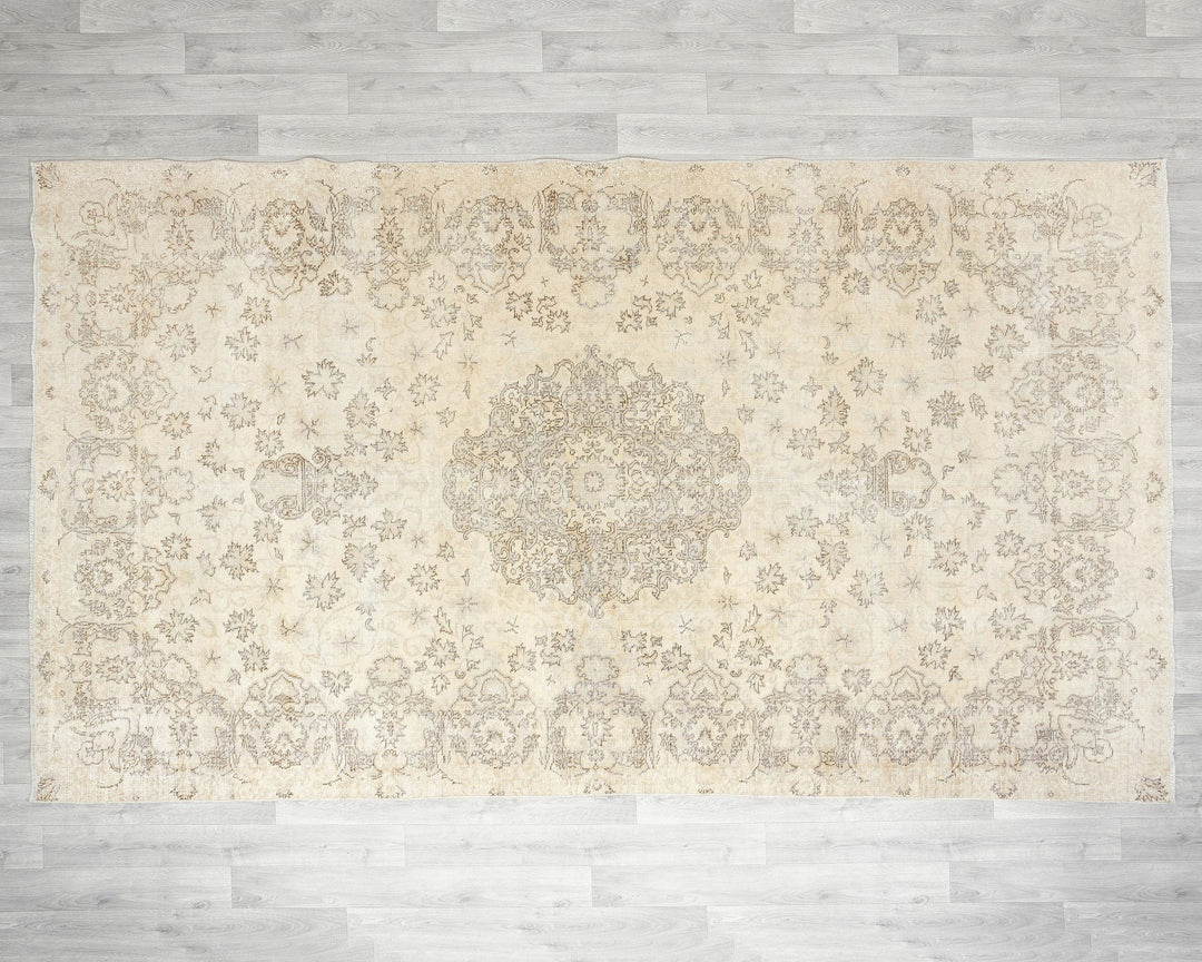 Faded Oushak Rug 6' 2" x 10' 5" | No. VR60458