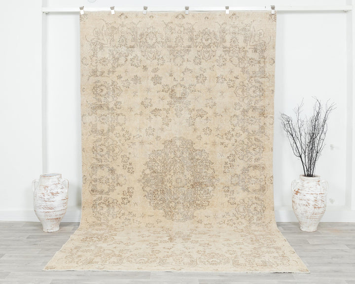 Faded Oushak Rug 6' 2" x 10' 5" | No. VR60458
